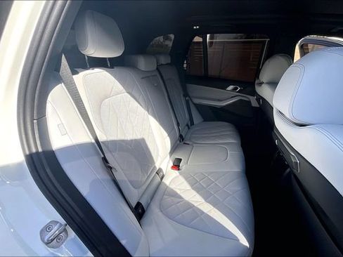 Used 2025 BMW X5 sDrive40i w/ M Sport Package RWD image 25