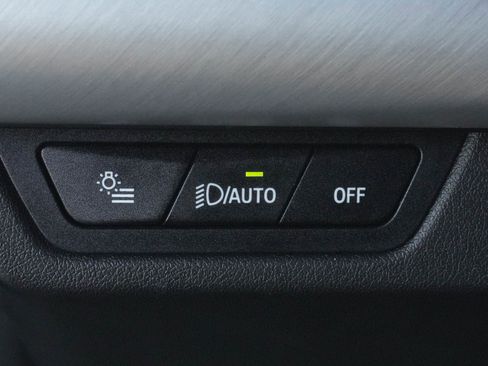 Used 2026 BMW X2 xDrive28i image 14