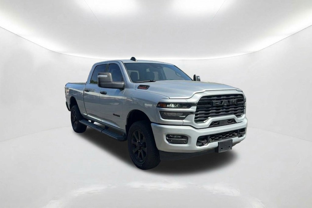 Used 2026 RAM 2500 Big Horn AWD/4WD image 3