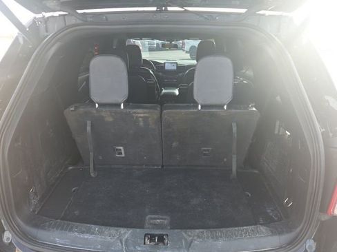 Used 2020 Ford Explorer XLT w/ Equipment Group 202A image 10