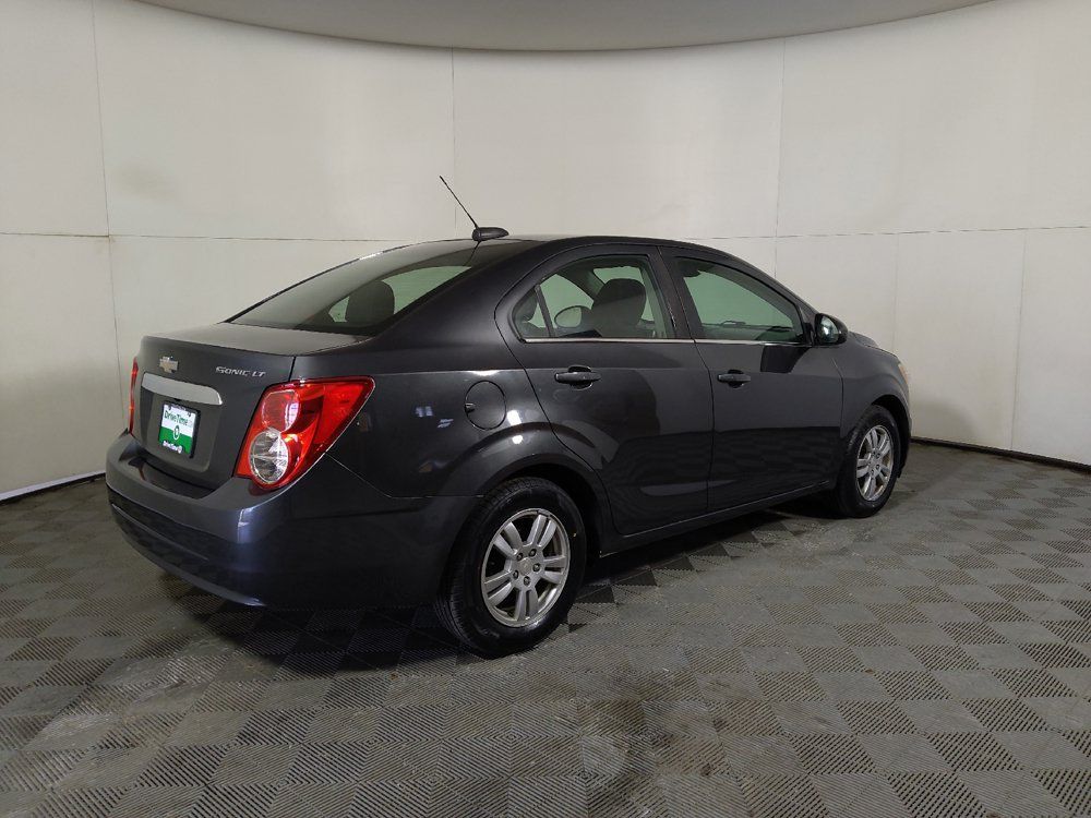 Used 2016 Chevrolet Sonic LT w/ Driver Confidence Package FWD image 10