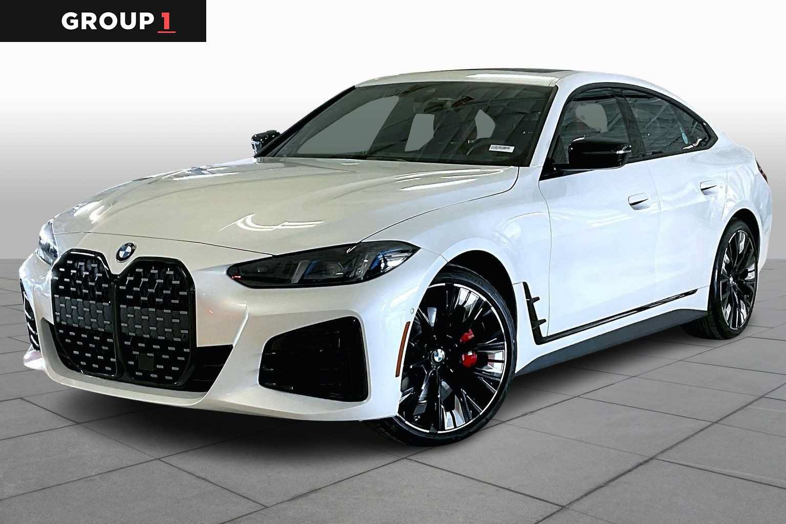New 2026 BMW 430i w/ M Sport Package RWD image 1