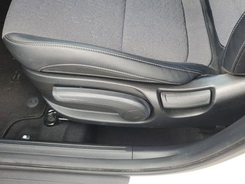 Certified 2024 Kia Seltos S image 17