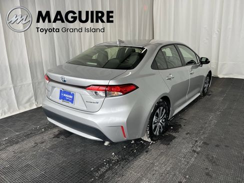 Used 2022 Toyota Corolla LE image 28