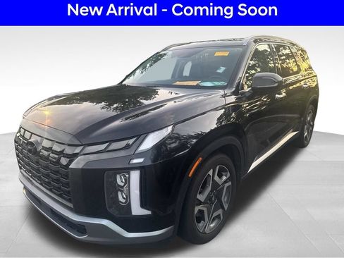 Used 2023 Hyundai Palisade SEL w/ Premium Package AWD/4WD image 2