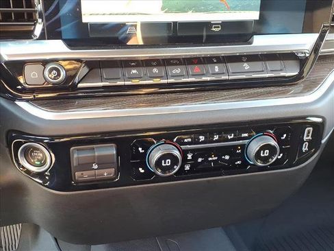 Used 2024 Chevrolet Silverado 1500 RST image 13