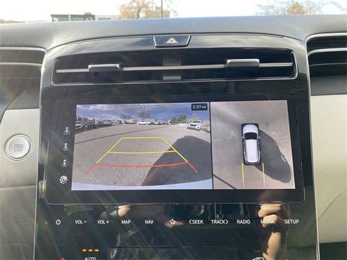 Used 2024 Hyundai Tucson Limited image 19