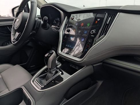 Used 2025 Subaru Outback Onyx Edition image 26