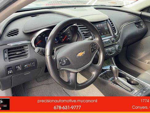 Used 2015 Chevrolet Impala LT FWD image 9