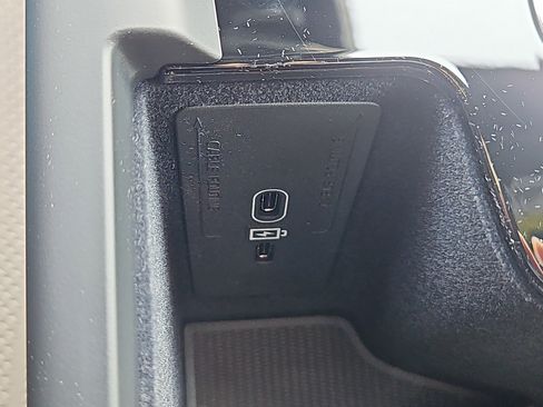 New 2026 Volvo XC60 T8 Plus w/ Protection Package Premier image 9