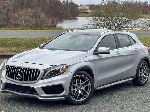 Used 2015 Mercedes-Benz GLA 45 AMG 4MATIC w/ Driver Assistance Package image 3
