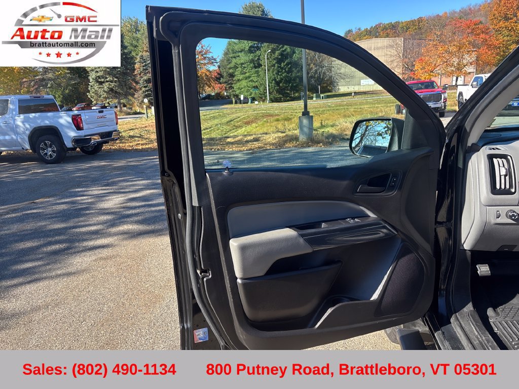 Used 2017 GMC Canyon 4x4 Extended Cab image 11