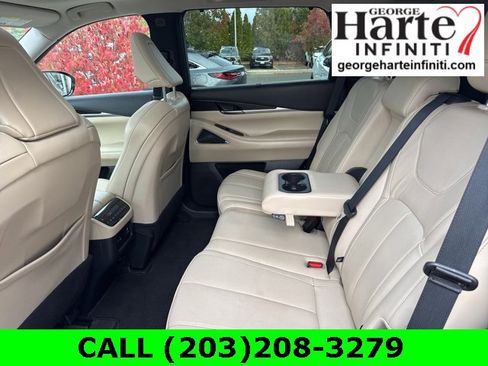 Used 2022 INFINITI QX60 Sensory w/ Cargo Package image 16