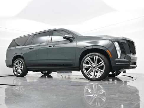 Certified 2026 Cadillac Escalade ESV Sport w/ Touring Package image 47