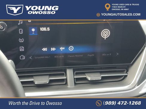Used 2025 Chevrolet Trax ACTIV w/ Sunroof Package FWD image 17