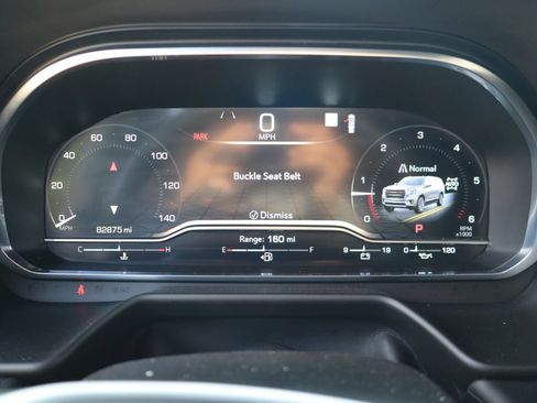 Used 2023 GMC Yukon SLT AWD/4WD image 16