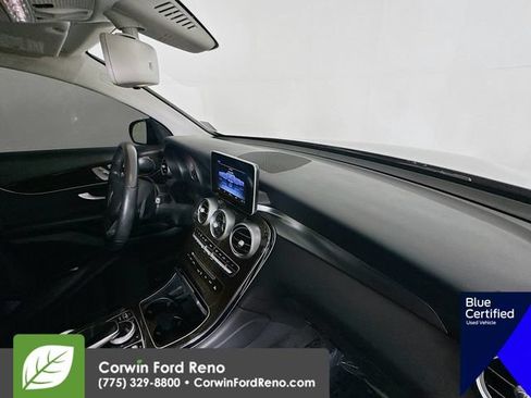 Used 2017 Mercedes-Benz GLC 300 4MATIC Coupe image 32
