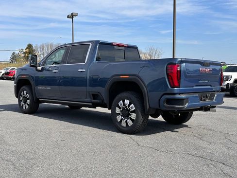New 2026 GMC Sierra 2500 Denali w/ Denali Reserve Package AWD/4WD image 7
