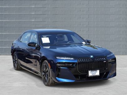Used 2025 BMW i7 M70