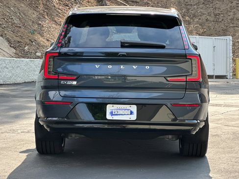 New 2025 Volvo EX90 Ultra image 6