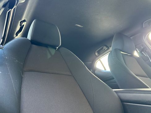 Used 2022 MAZDA MAZDA3 s image 19