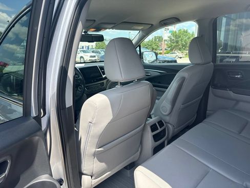 Used 2017 Honda Ridgeline RTL-T image 36