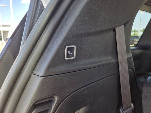 New 2026 Chrysler Pacifica Select image 25