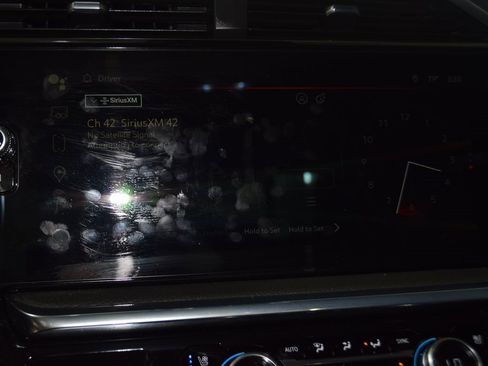 Used 2024 GMC Sierra 3500 Denali w/ Denali Reserve Package image 34