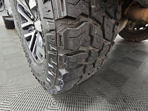 Used 2019 Ford F150 Raptor w/ Equipment Group 801A Mid AWD/4WD image 45