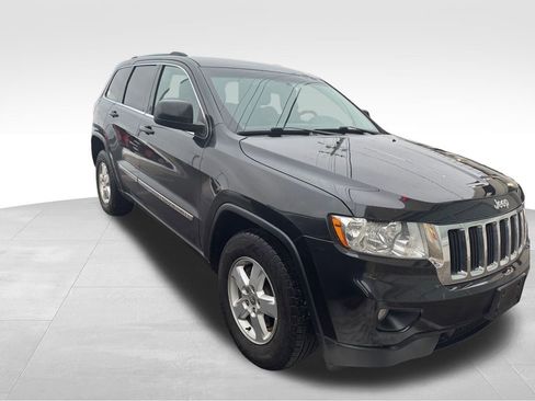 Used 2013 Jeep Grand Cherokee Laredo w/ Laredo E Group image 7