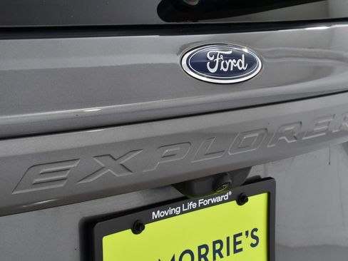 Used 2023 Ford Explorer XLT w/ Equipment Group 202A image 24