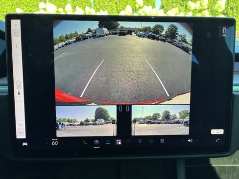 Used 2022 Tesla Model X AWD/4WD image 31