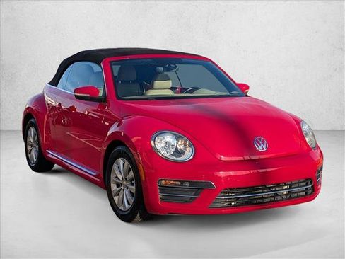 Used 2017 Volkswagen Beetle 1.8T S image 3