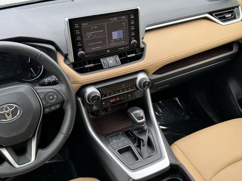 Used 2020 Toyota RAV4 Limited w/ Limited Grade Weather Package image 30