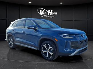 New 2026 Volkswagen Tiguan SE video 1