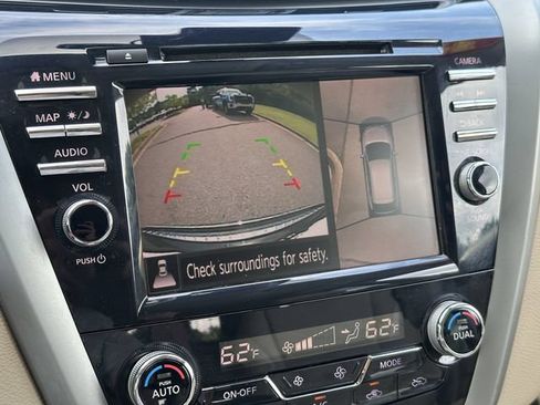 Used 2019 Nissan Murano SL w/ SL Technology Package FWD image 32