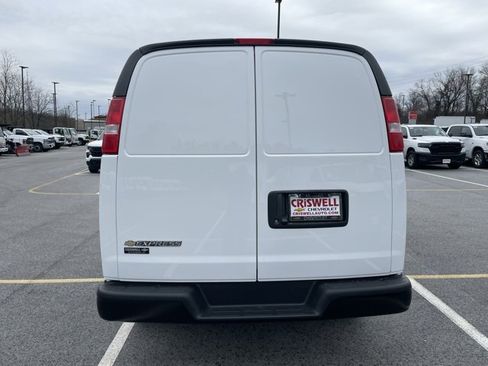 New 2025 Chevrolet Express 2500 Work Van w/ Driver Convenience Package image 6