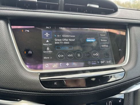 Used 2024 Cadillac XT6 Luxury w/ LPO, Floor Liner Package AWD/4WD image 16
