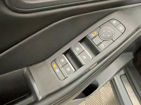 Used 2023 Nissan Rogue SL AWD/4WD image 20