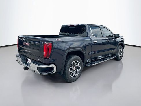Used 2024 GMC Sierra 1500 SLT w/ SLT Premium Plus Package AWD/4WD image 7
