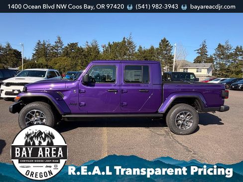 New 2026 Jeep Gladiator Sport AWD/4WD image 9