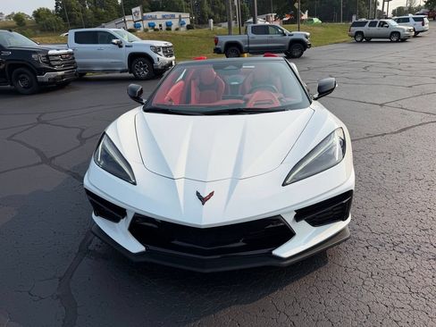 Certified 2025 Chevrolet Corvette Stingray Premium Conv w/ Stealth Interior Trim Package RWD image 17