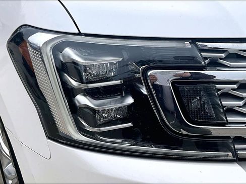 Used 2019 Ford Expedition Platinum image 26