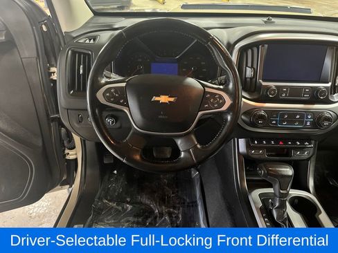 Used 2021 Chevrolet Colorado ZR2 w/ ZR2 Dusk Special Edition image 17