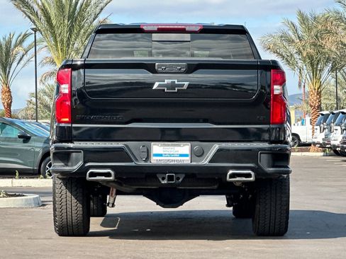 Used 2024 Chevrolet Silverado 1500 LT Trail Boss w/ Convenience Package II image 5