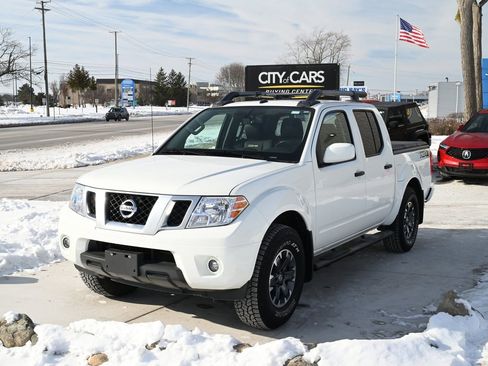 Used 2019 Nissan Frontier PRO-4X image 1