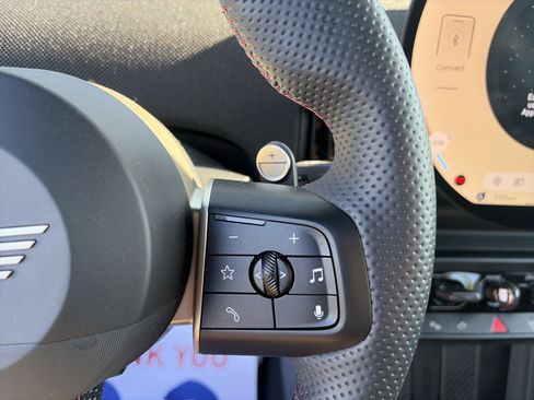 Used 2025 MINI Cooper S FWD image 31