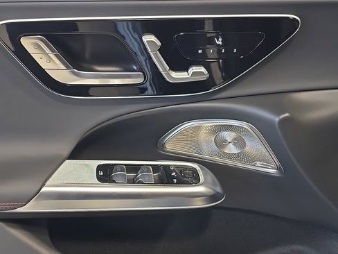 New 2026 Mercedes-Benz E 53 AMG e 4MATIC Sedan image 12