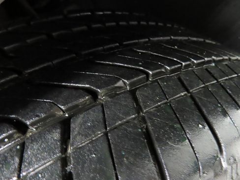 Used 2025 GMC Yukon Denali w/ Denali Reserve Package image 7