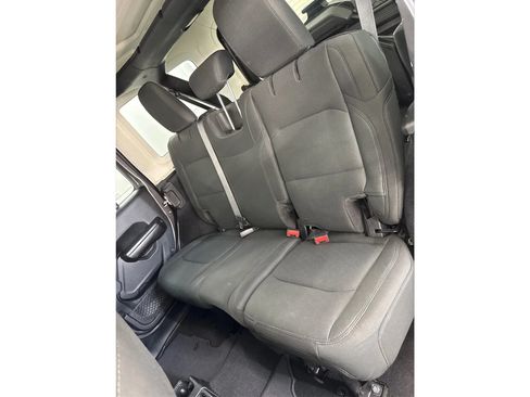 Used 2018 Jeep Wrangler Unlimited Sport S AWD/4WD image 47